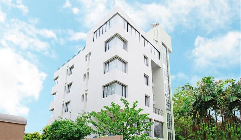 Hotel Mint Montvert Baner Pune Exterior foto