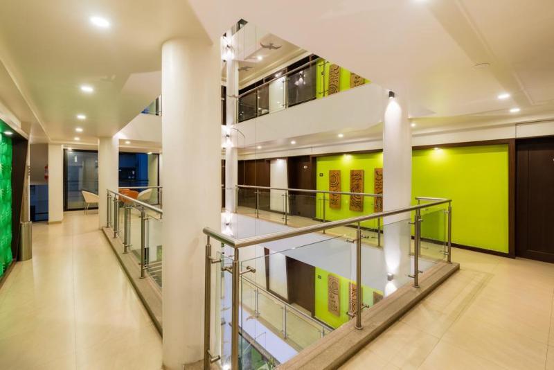 Hotel Mint Montvert Baner Pune Exterior foto