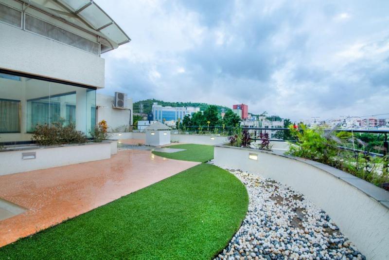Hotel Mint Montvert Baner Pune Exterior foto